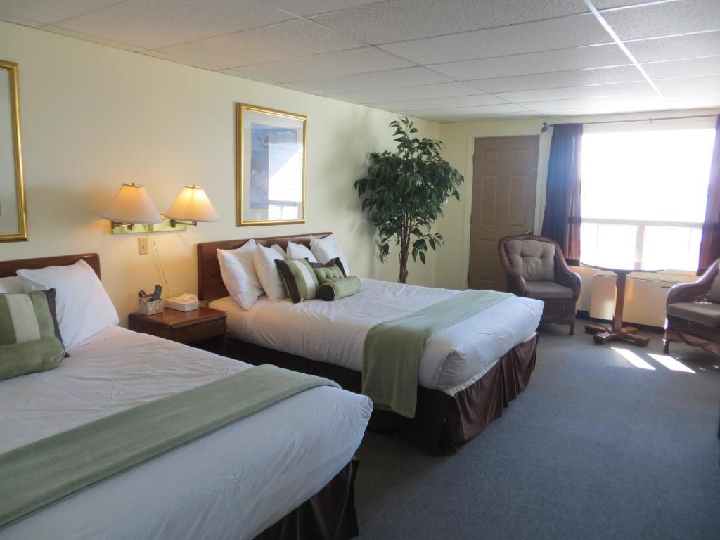 St Andrews Inn & Suites St. Andrews By The Sea Exterior photo